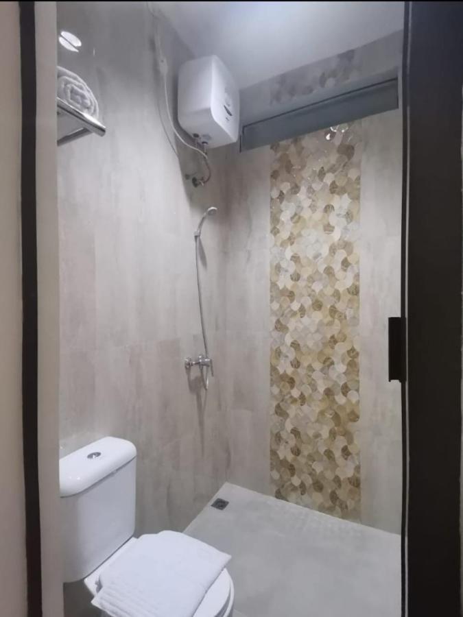 Phoenix Guest House สุราบายา ภายนอก รูปภาพ